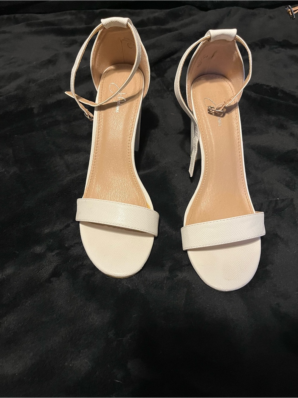 Women's Ankle-Strap Open-Toe Sandals in White